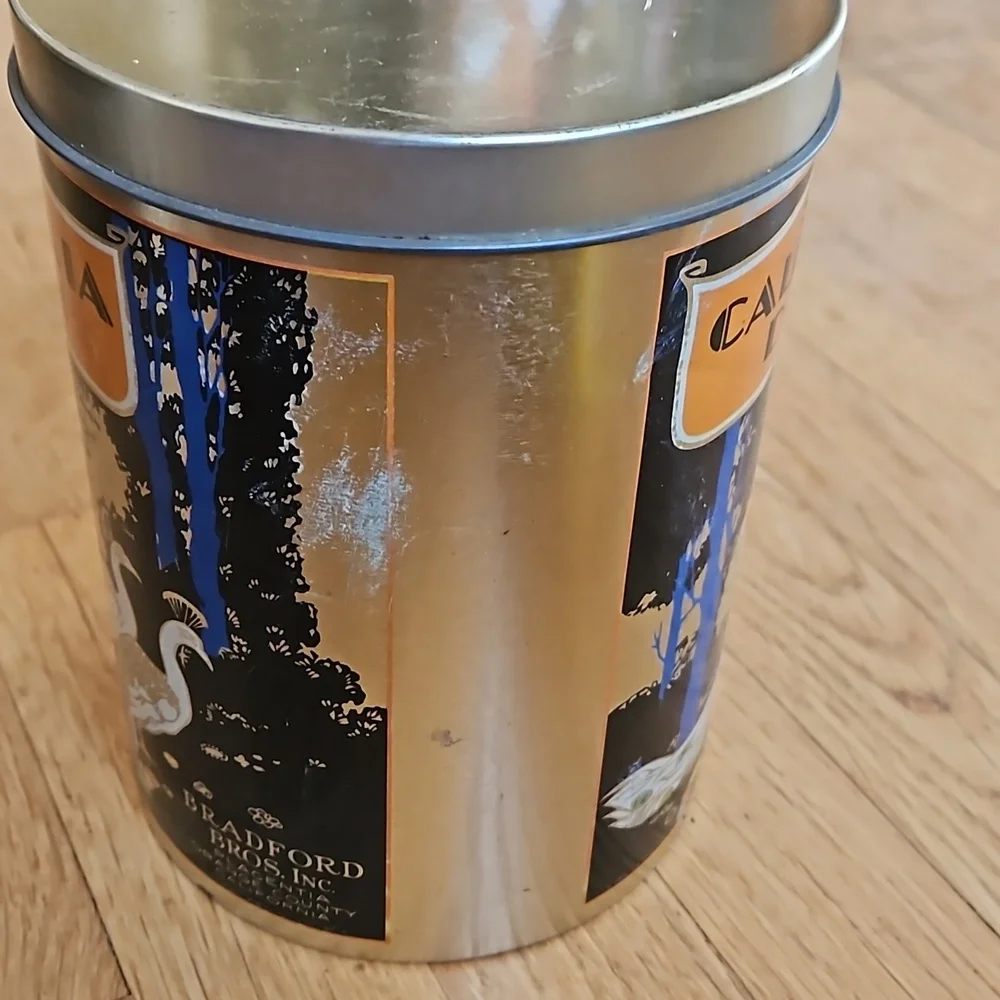 Vintage Advertising Sunkist California Dream tin